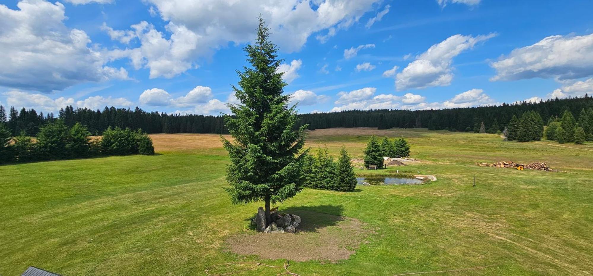 Horska Kvilda - Ubytovani U Chvalu Buitenkant foto