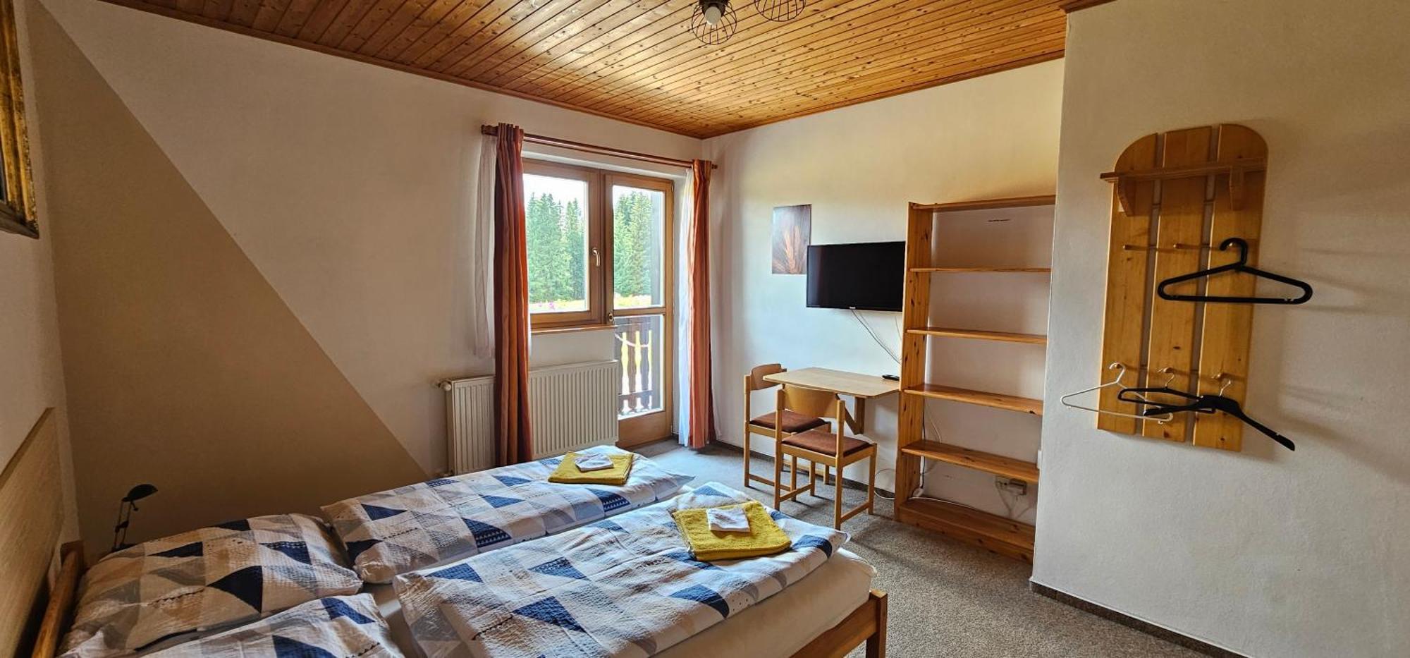 Horska Kvilda - Ubytovani U Chvalu Buitenkant foto